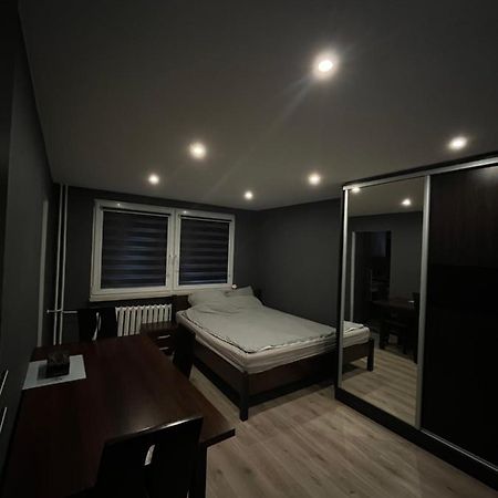 Luxury Apartaments Klimatyzacja 1 Radom Exteriör bild
